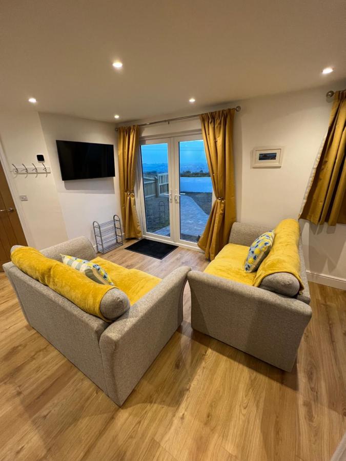 Citrus Chalet Редрът Екстериор снимка